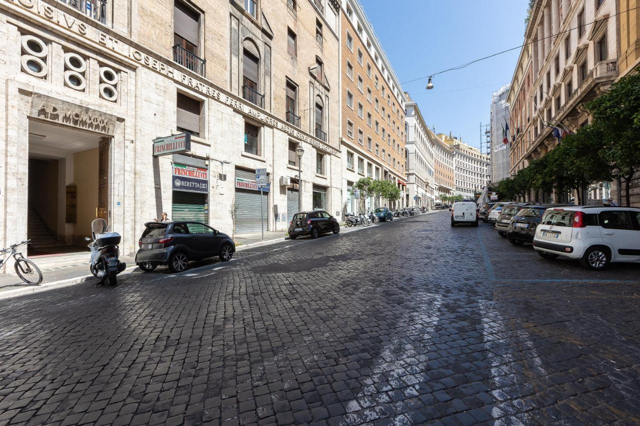 Spa Apartment Via Barberini Rzym Zewnętrze zdjęcie