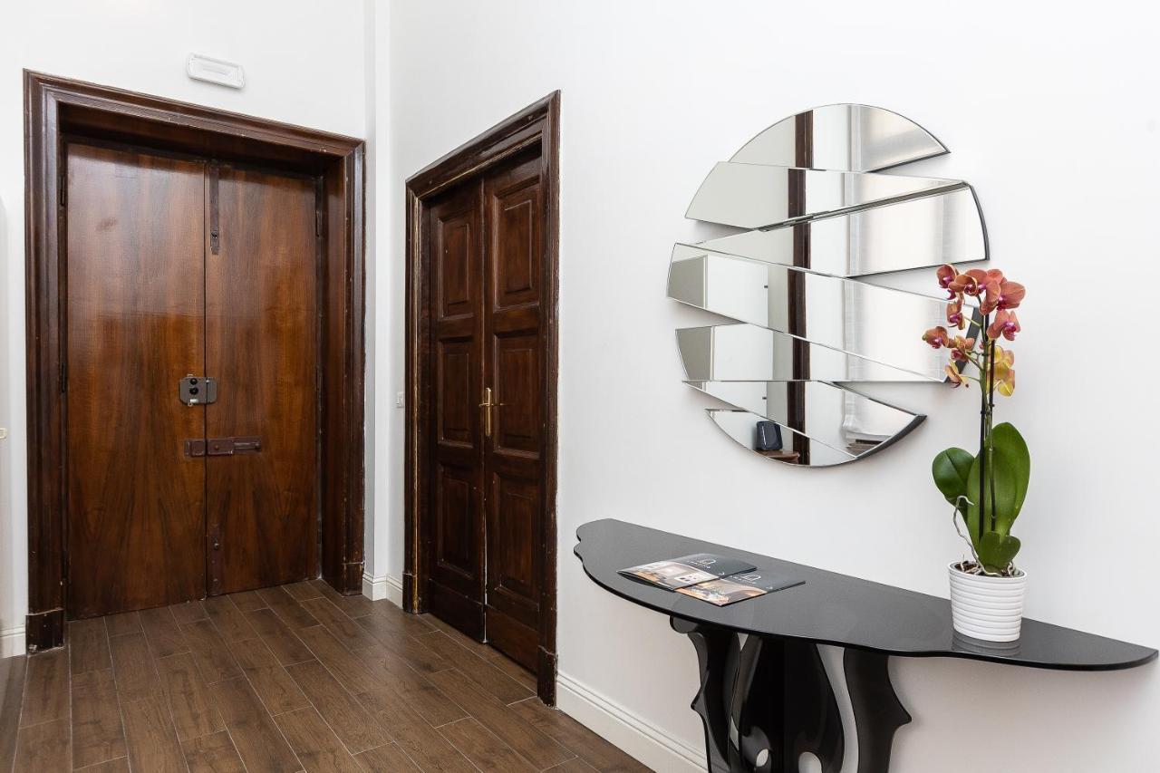 Spa Apartment Via Barberini Rzym Zewnętrze zdjęcie