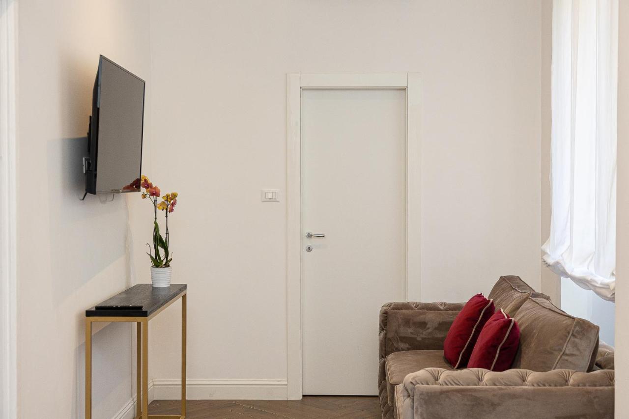 Spa Apartment Via Barberini Rzym Zewnętrze zdjęcie